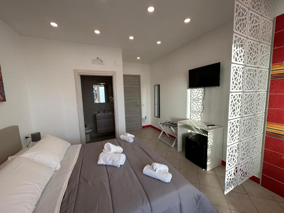 נאפולי B&B Off Rooms And Relax מראה חיצוני תמונה
