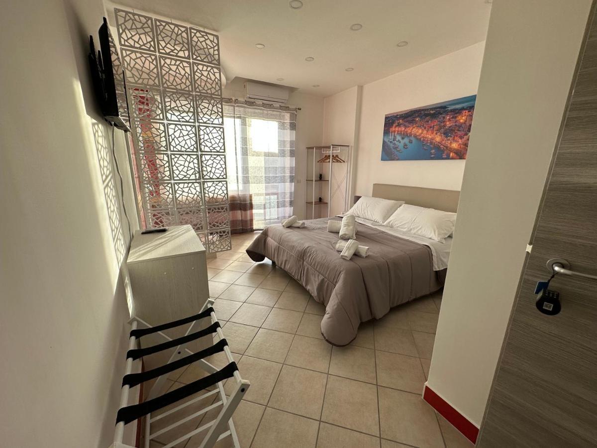 נאפולי B&B Off Rooms And Relax מראה חיצוני תמונה