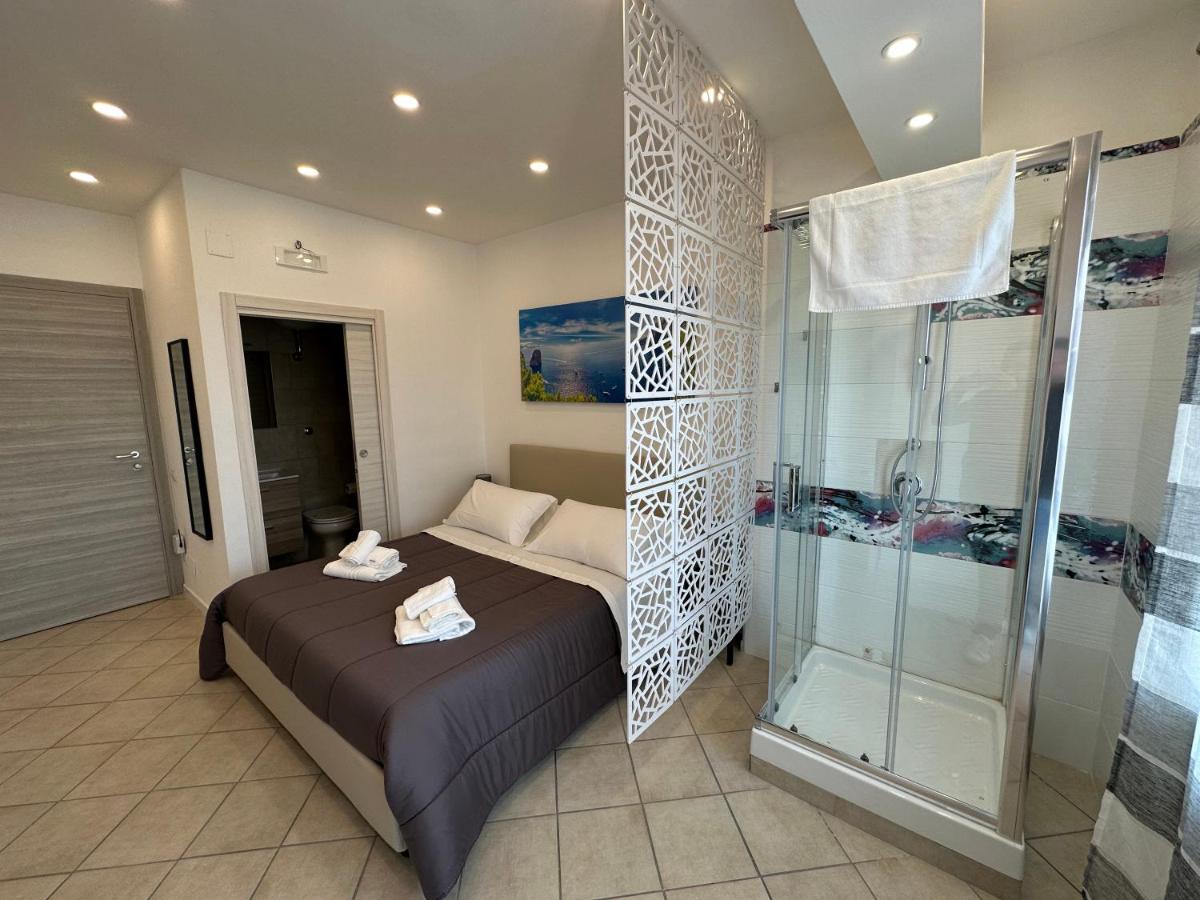 נאפולי B&B Off Rooms And Relax מראה חיצוני תמונה