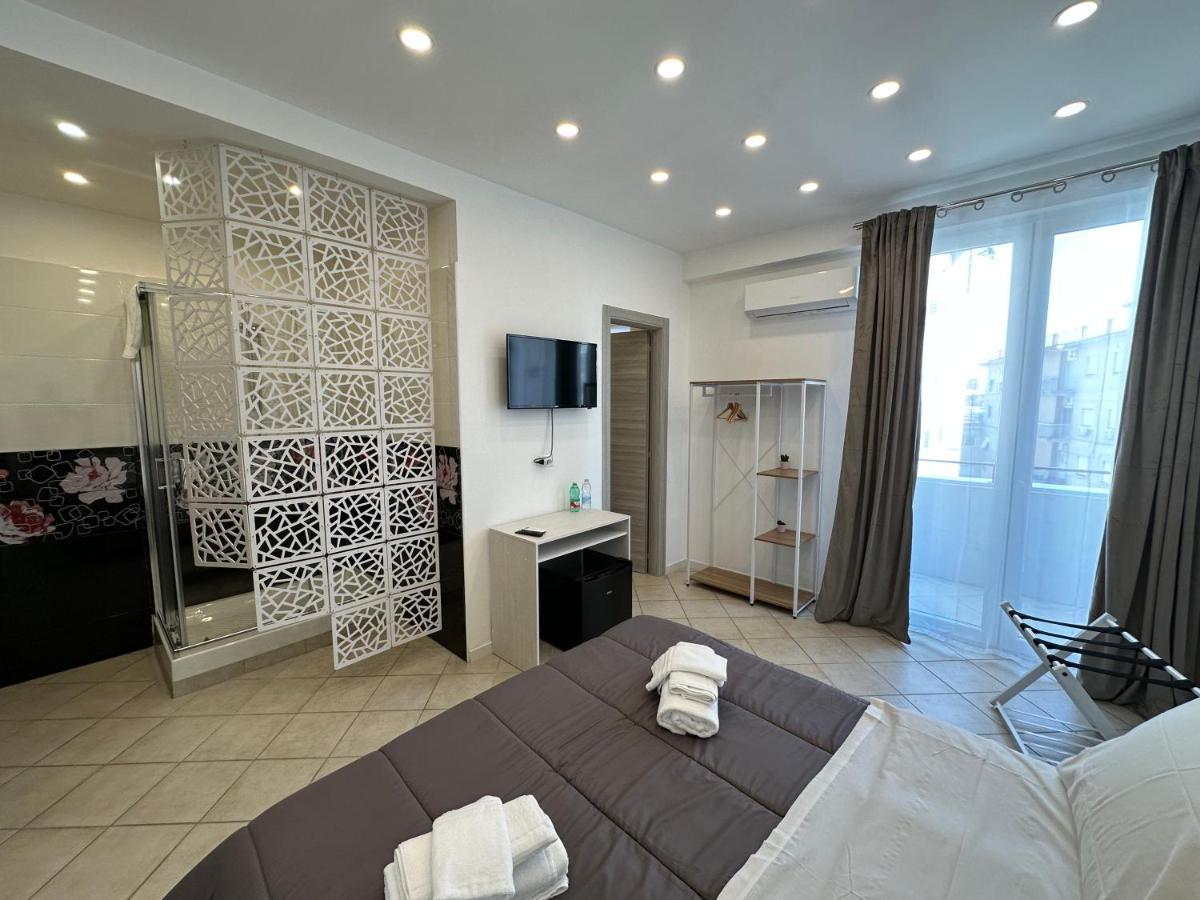 נאפולי B&B Off Rooms And Relax מראה חיצוני תמונה